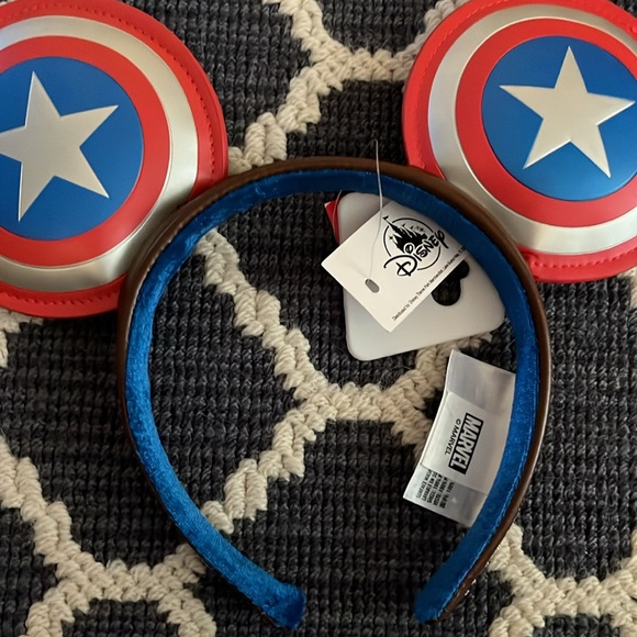 Marvel Mouse Ears - Picture 2 of 4